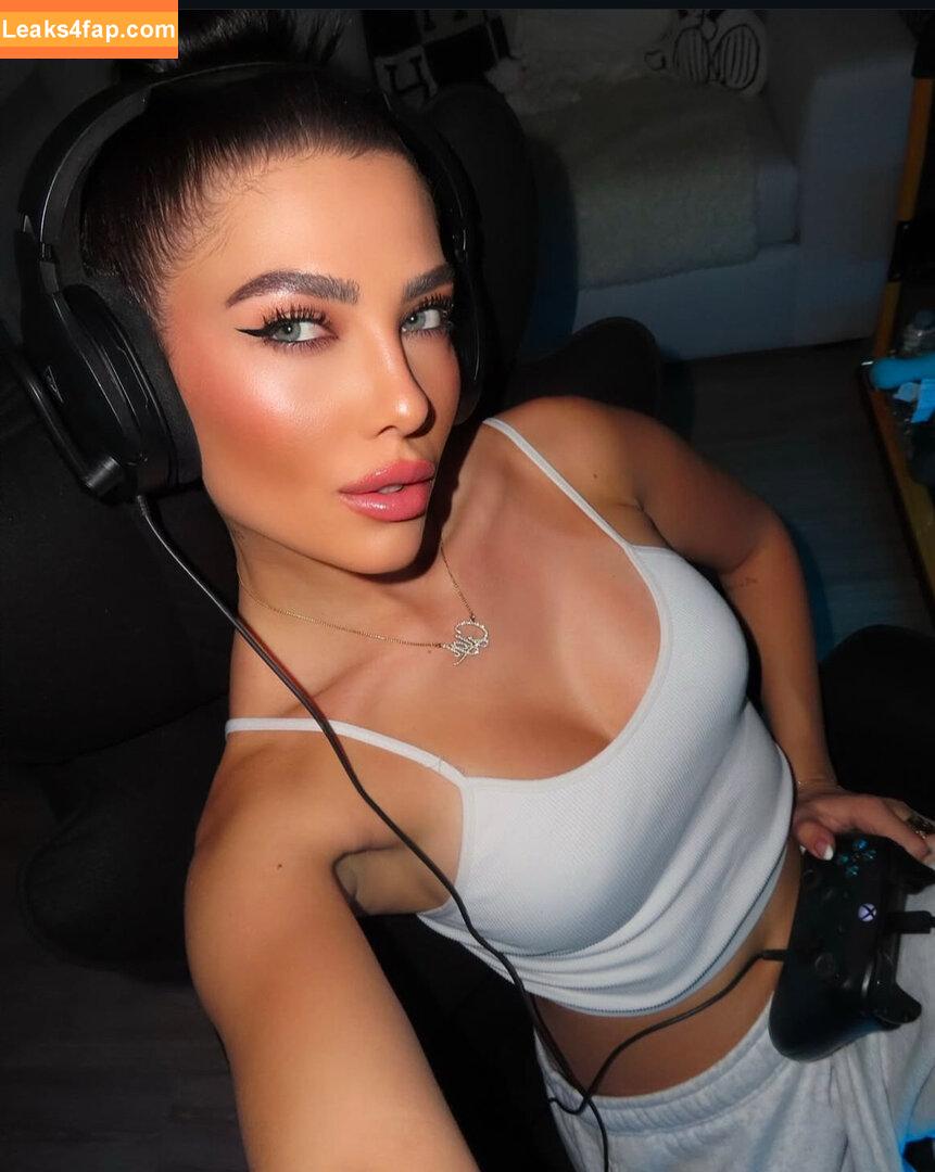 gigipapasavvas / gigipapasavvass leaked photo photo #0002