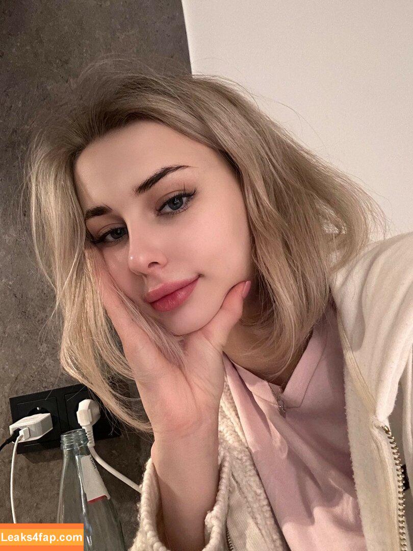 GloriaMatvien leaked photo photo #0087