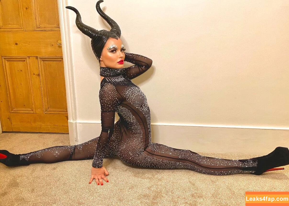 Hollyoaks / hollyoaksofficial / sarahjaynedunnofficial leaked photo photo #0095