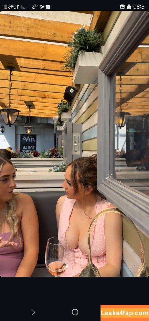 Hollyoaks / hollyoaksofficial / sarahjaynedunnofficial leaked photo photo #0144