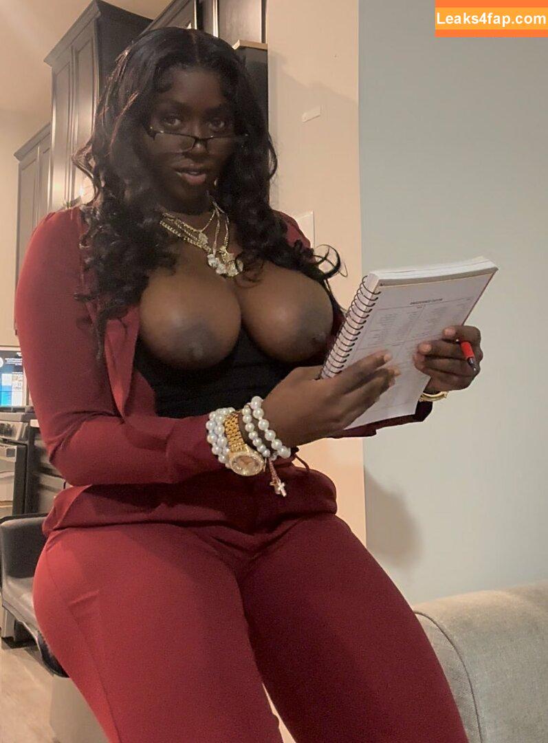 ImxxxDark / Jenise Hart / realblackassjenny leaked photo photo #0008