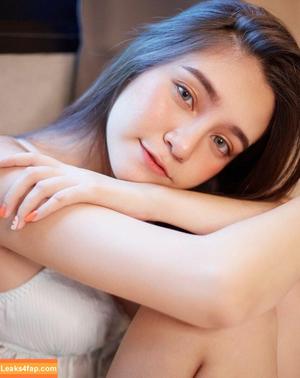 Isabelle Haris photo #0179