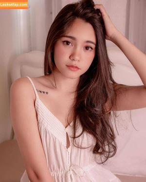 Isabelle Haris photo #0320