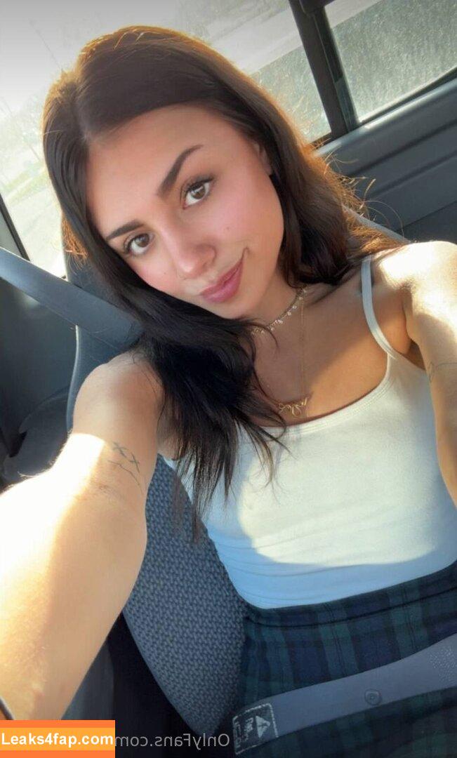 itschloemay /  leaked photo photo #0015