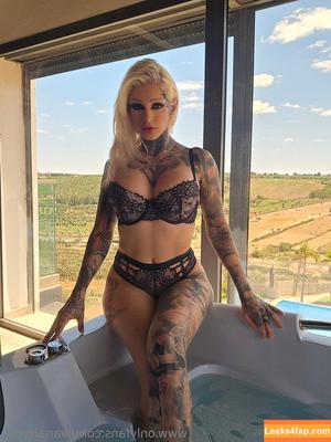 Ivana Hyde photo #0095