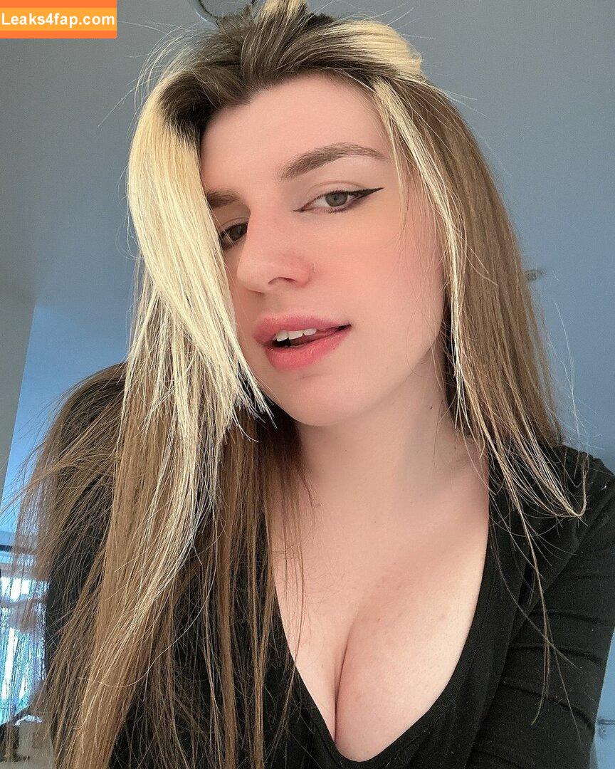 izzywinterz / https: leaked photo photo #0047