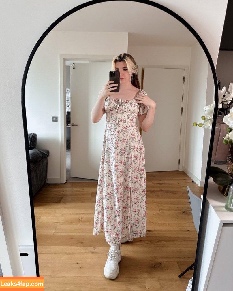 izzywinterz / https: leaked photo photo #0053