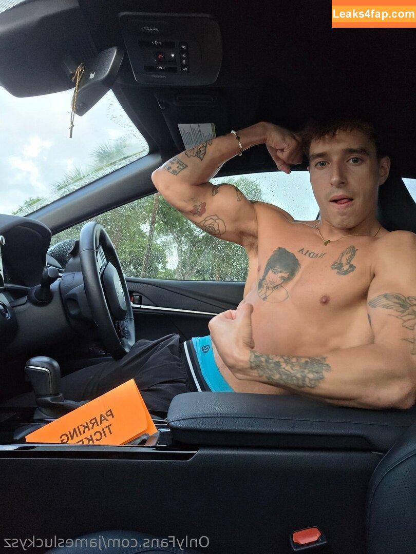 jamesluckysz /  leaked photo photo #0002