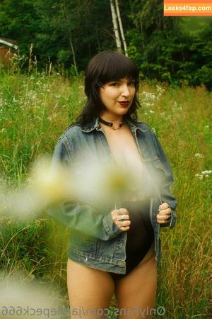 Jamie Peck photo #0047