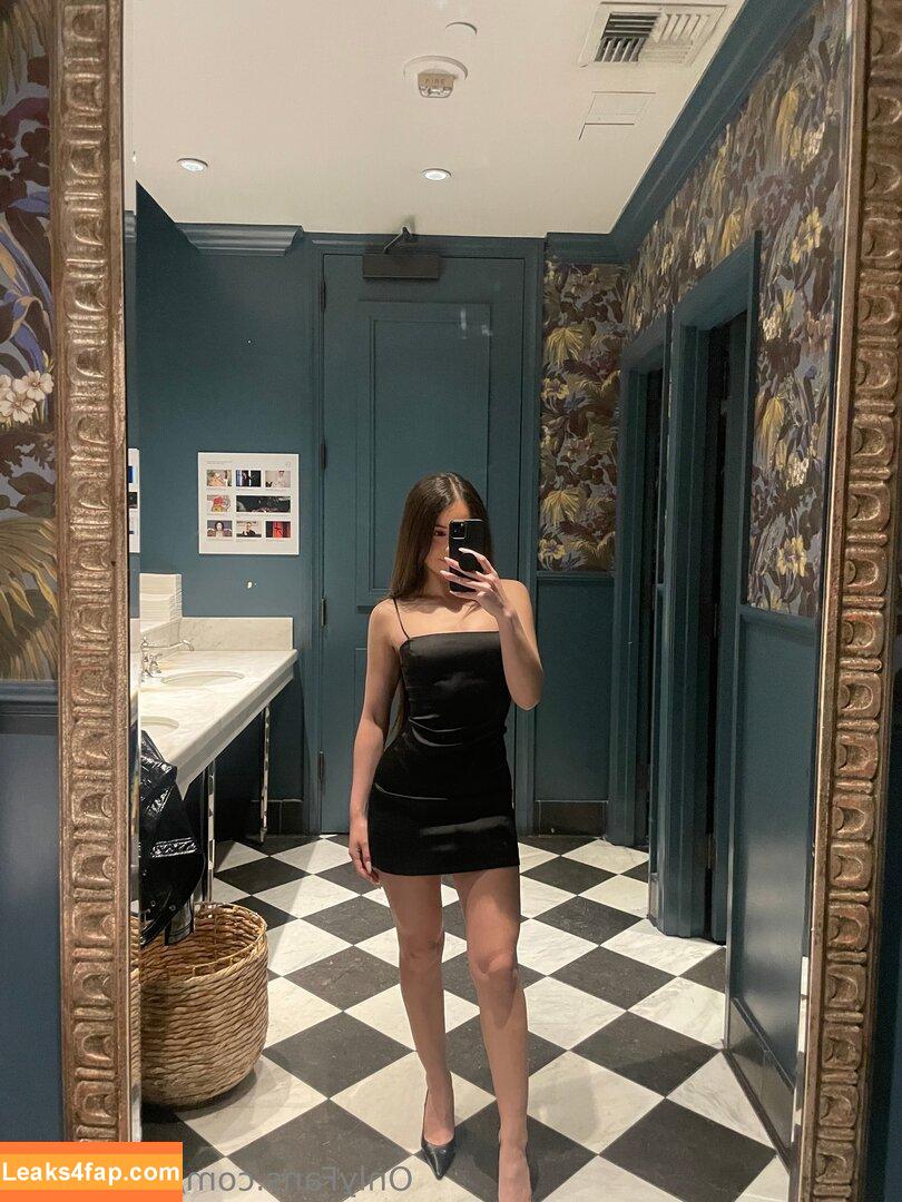 jasminrain /  leaked photo photo #0004