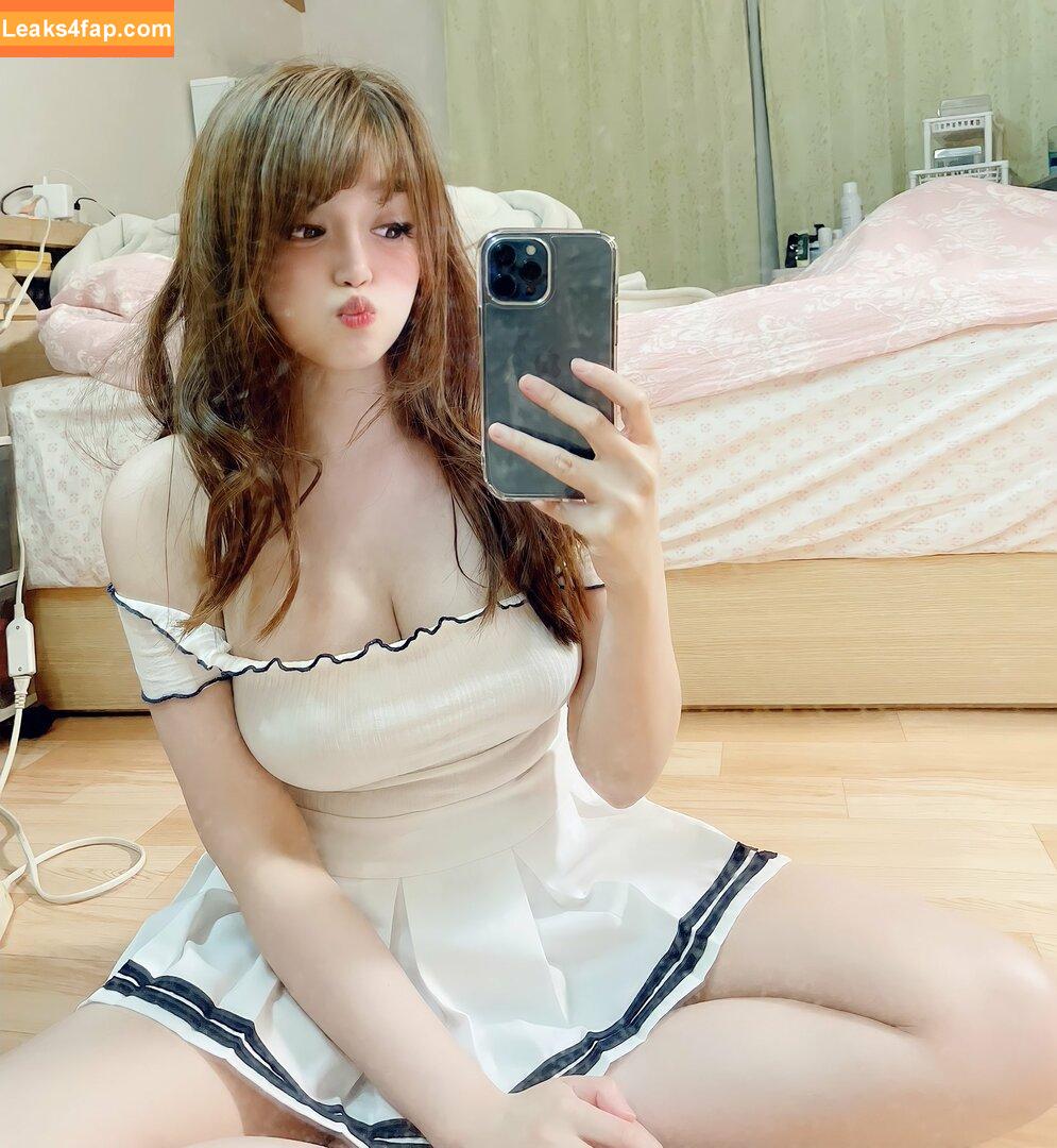 Jeanne Hori /  leaked photo photo #0014