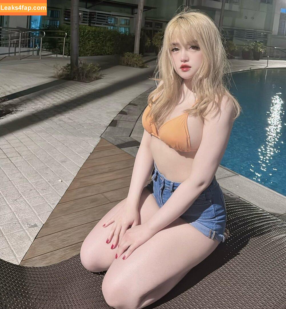 Jeanne Hori /  leaked photo photo #0058