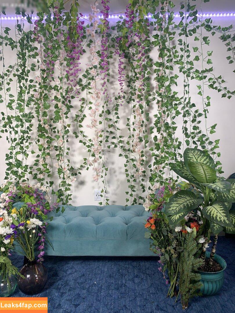 Jewelz Blu / Jewelzblu / jewelz_blu / onlyjewelzblu leaked photo photo #0086