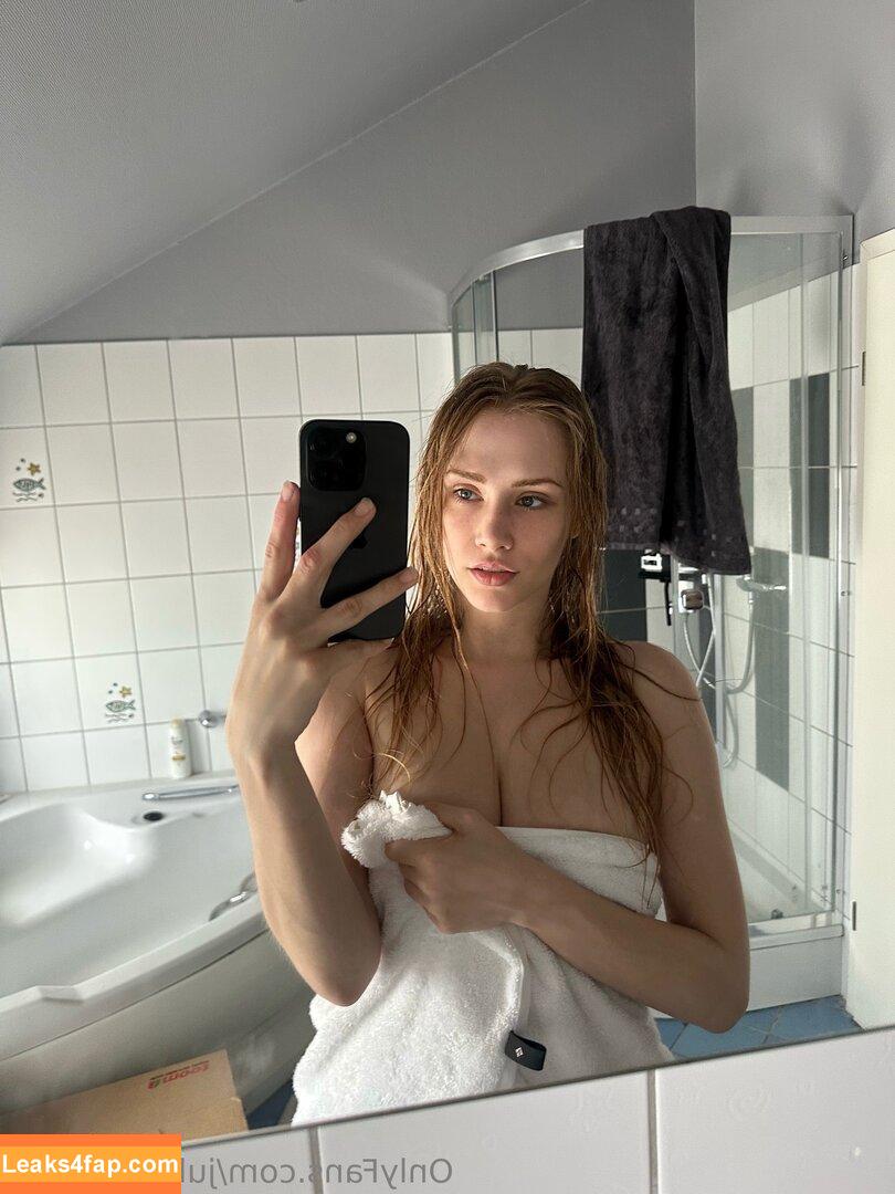 juliaa420free / therealjulia420 leaked photo photo #0019