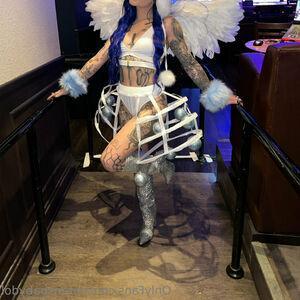 Justine Schiavone photo #0014