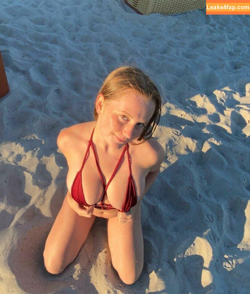 Kaja Mood /  leaked photo photo #0004