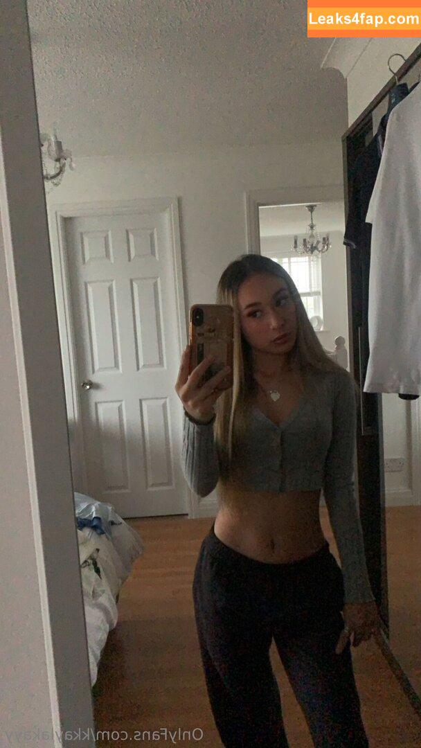 kaylamxe / kaylameex leaked photo photo #0002