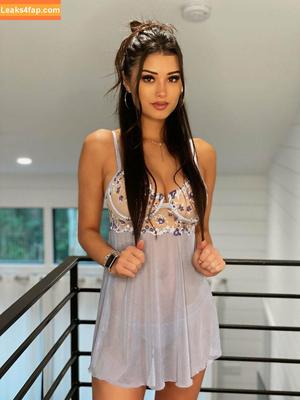 Keilah Kang photo #0044