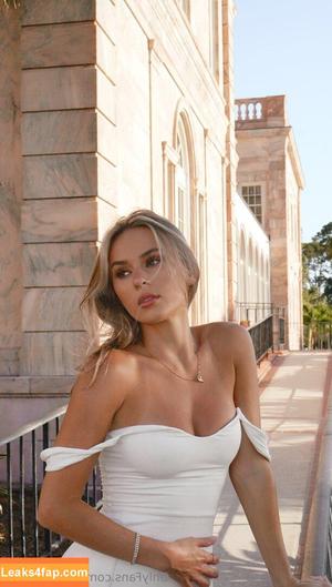 kirstenknight photo #0012