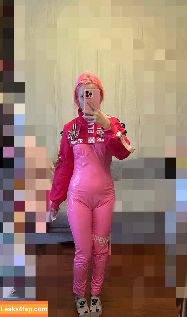 kittie_meo / helllo_kitties / kittiemeowsie leaked photo photo #0046