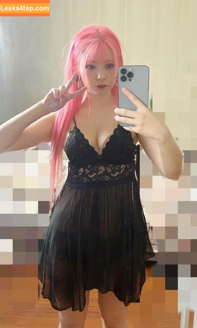 kittie_meo / helllo_kitties / kittiemeowsie leaked photo photo #0157