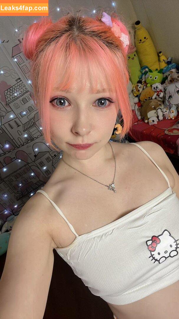 kittie_meo / helllo_kitties / kittiemeowsie leaked photo photo #0181