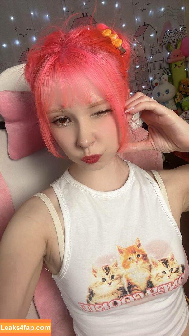 kittie_meo / helllo_kitties / kittiemeowsie leaked photo photo #0189