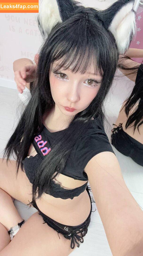 kittie_meo / helllo_kitties / kittiemeowsie leaked photo photo #0405