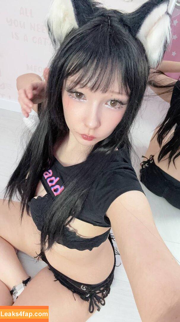kittie_meo / helllo_kitties / kittiemeowsie leaked photo photo #0409