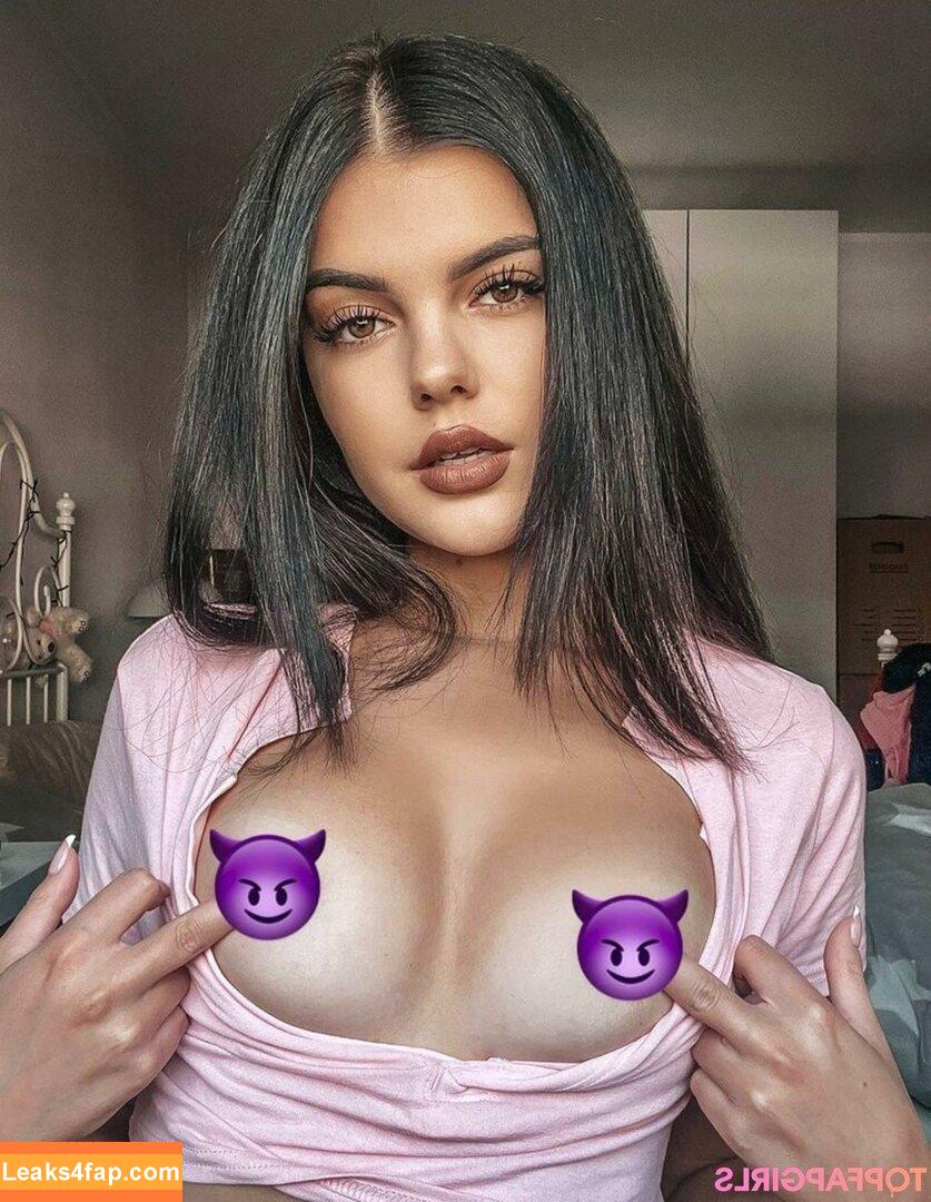 Lara Winter / lara_winter leaked photo photo #0198