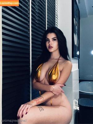Lara Winter photo #0163