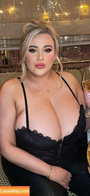 Laura Morgan photo #0014