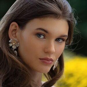 Laura Offermann photo #0004