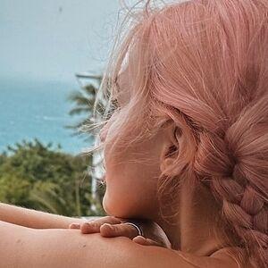 Laura Vetter /  leaked photo photo #0003