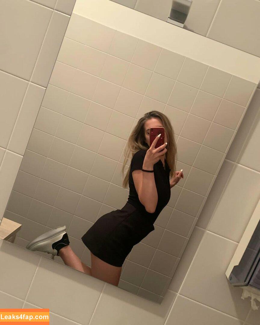 Laurasommaruga / sommarugaalaura leaked photo photo #0035