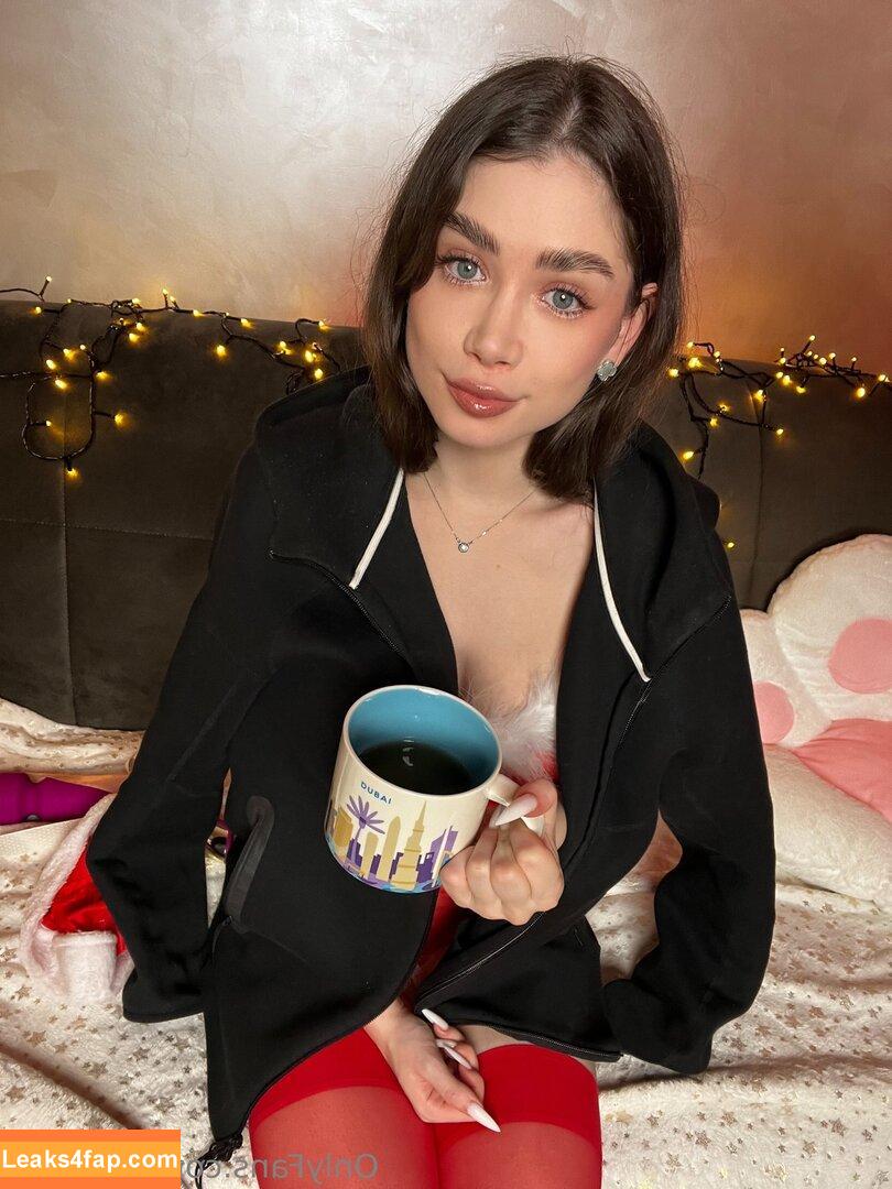 laurelvip / laureljeune leaked photo photo #0021