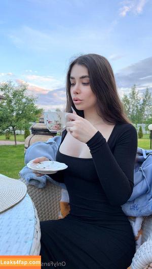 laurelvip photo #0011