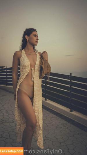 Liavibes photo #0035