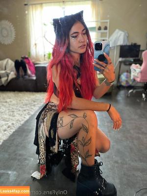 lilravenfox photo #0040