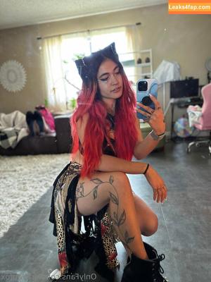 lilravenfox photo #0046