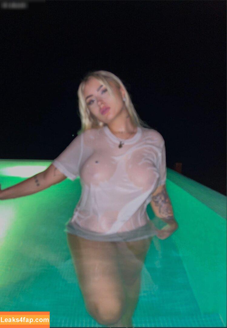 linaflava /  leaked photo photo #0018