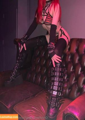 livingdeadgothh photo #0007