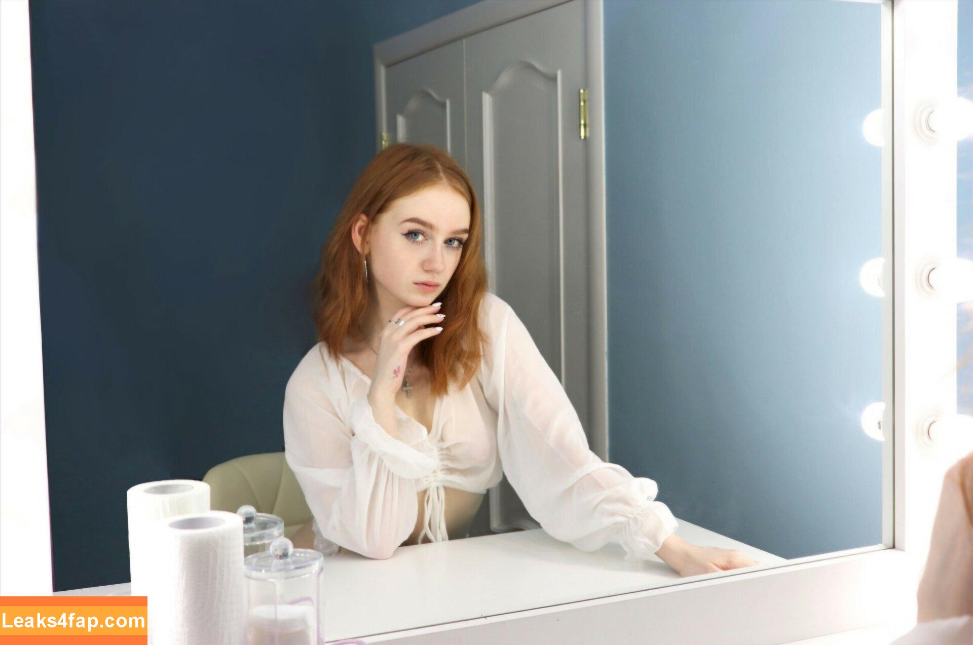 Lizzy Blaze / blazelizzie / lizzy_blaze / lizzyblaze_ leaked photo photo #0045
