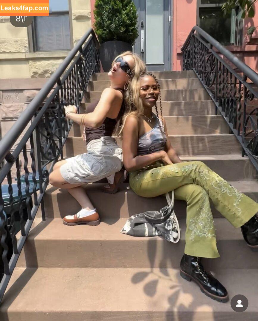 Lizzy_greene_ / LizzyGreeneOF / izzygreen / lizzy_greene leaked photo photo #0085