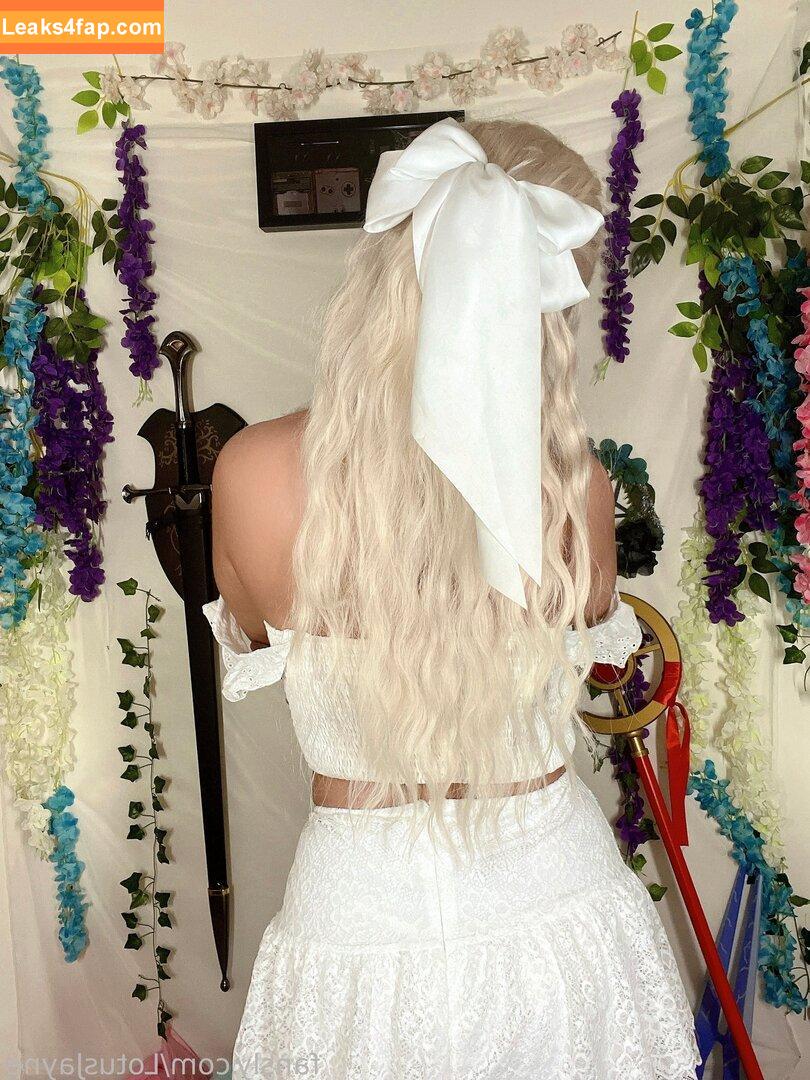 LotusJayne / lotus.jayne leaked photo photo #0008