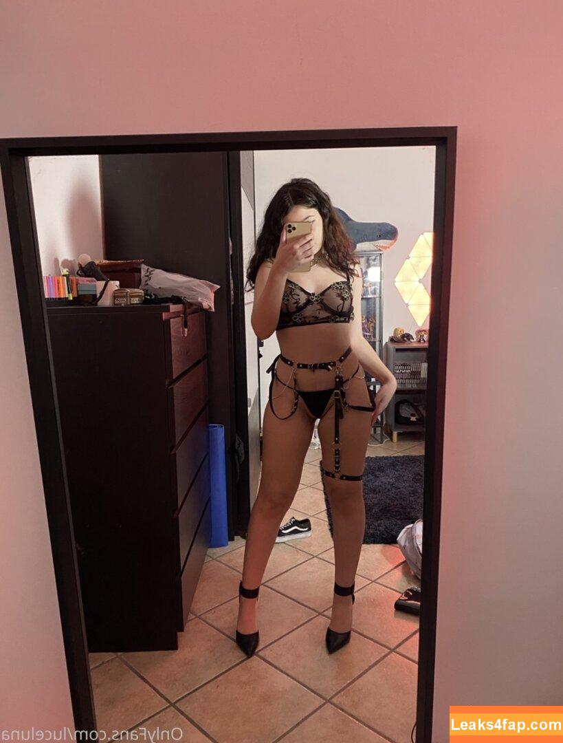 Luceluna / luceluna_ leaked photo photo #0100