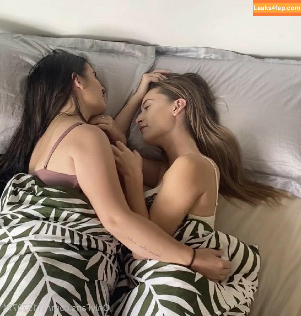 Lucy Banks / https: / itslucybanks / itsnotlucybanks leaked photo photo #0018