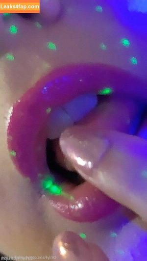 lunarhiccups photo #0047