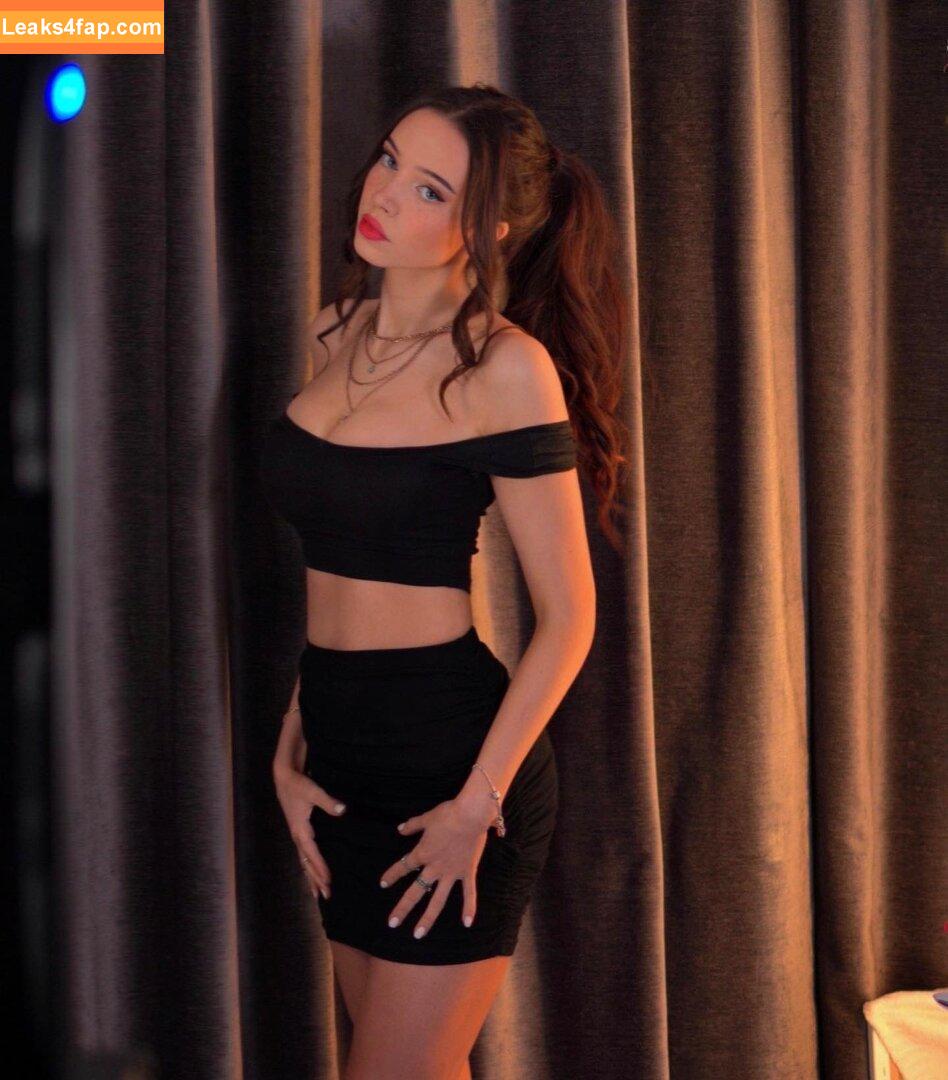 Lydia Violet /  leaked photo photo #0004