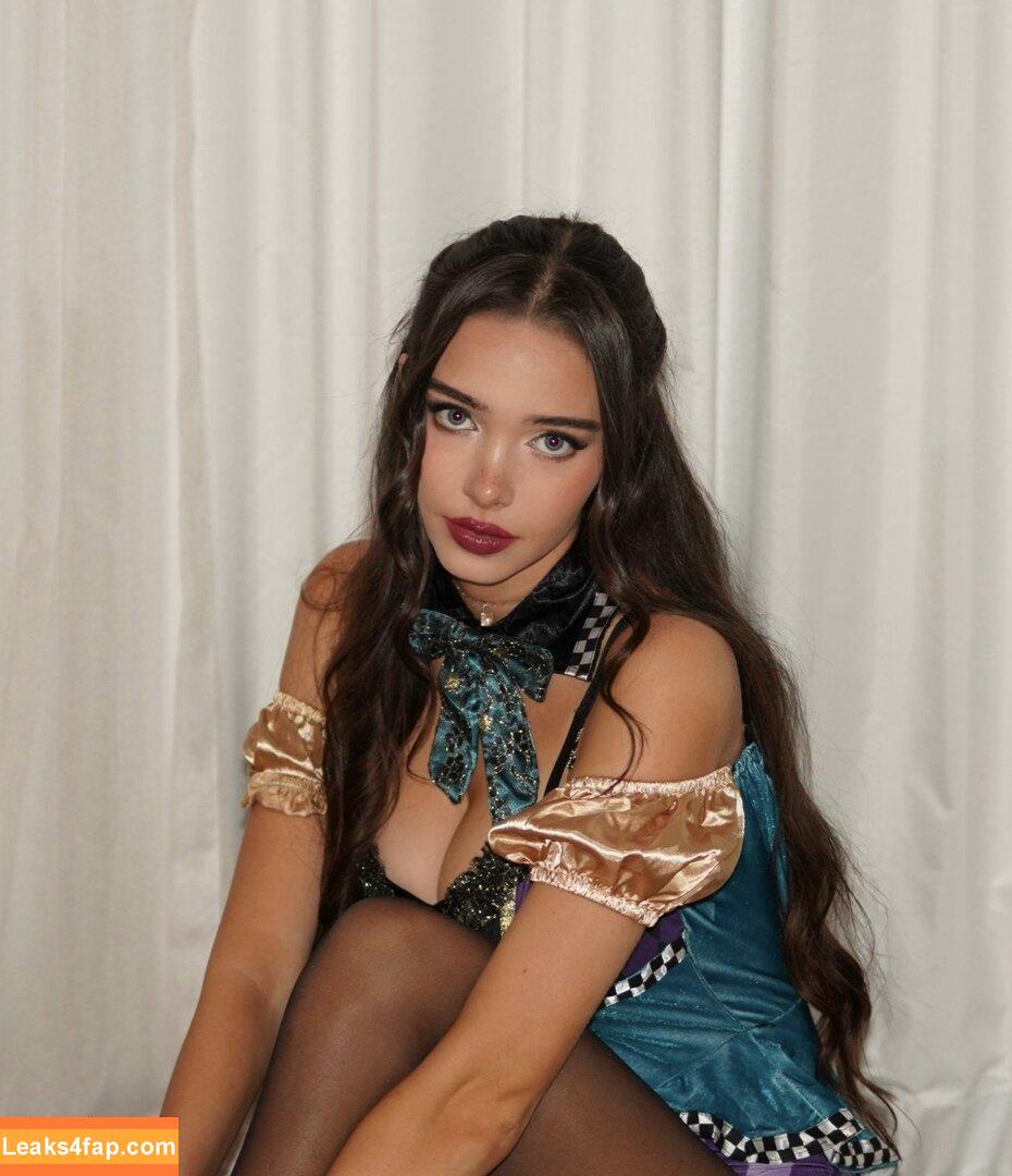 Lydia Violet /  leaked photo photo #0006